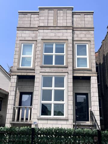 Stunning Greystone, 3500 sq ft, Rooftop, Sleeps 16 gallery image 4