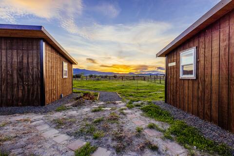 Amish Daily Farm Retreat- Rustic Hot Springs