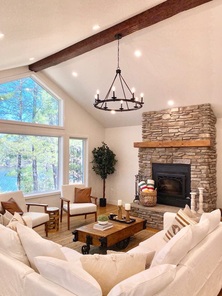 The Hideaway A Luxury Waterfront Cottage Cottages for Rent in