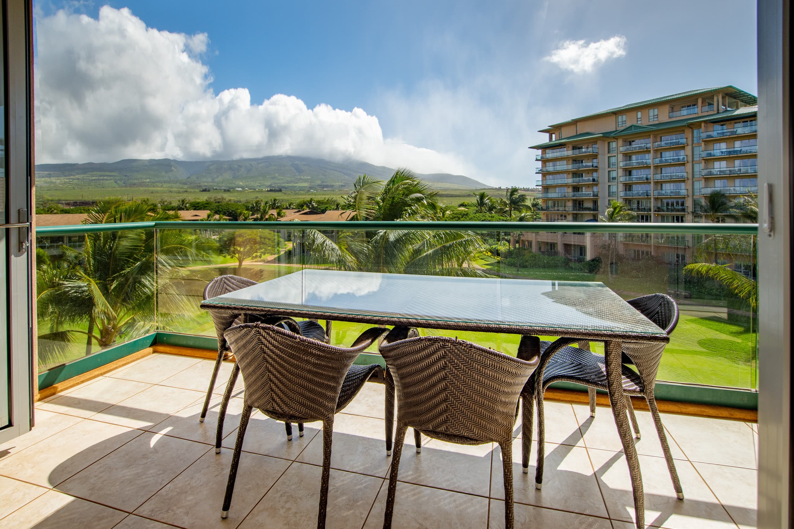 Honua Kai Resort & Spa Resort View 1 Bedroom + Den - Image 17