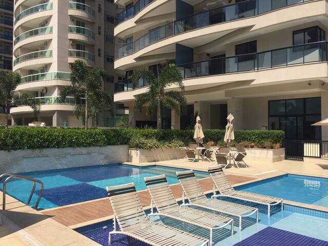 Apartamento P. Olímpico (B. da Tijuca)