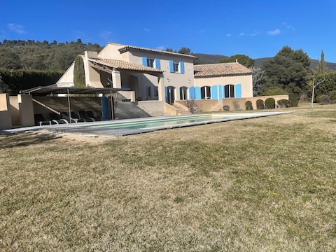 Beautiful villa with breathtaking view & pool