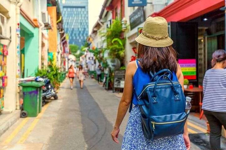 Walk to Mt.Elizabeth Splendid 2Br-2Bath (60sqm) gallery image 4