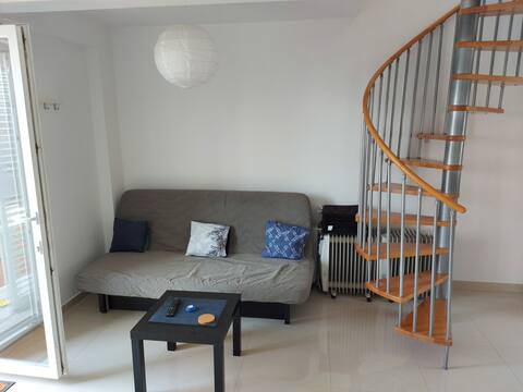 Popular Airbnb listing: Lovely 2 bedroom Apartment in Maslenica in Općina Jasenice