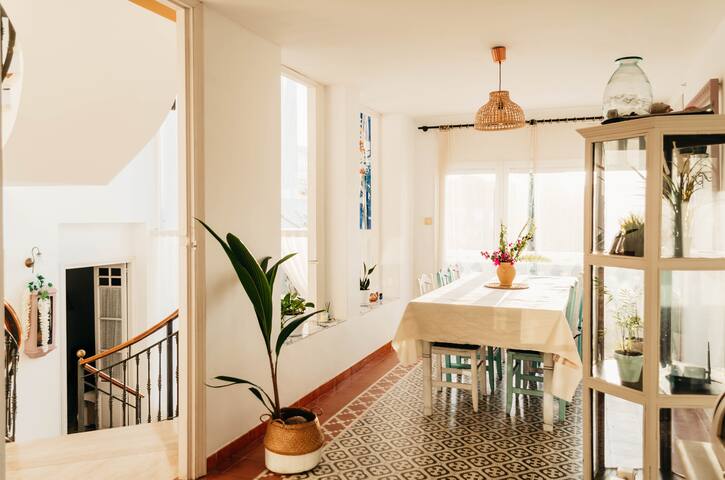 Villa El Riu del Cel con vistas al mar gallery image 4