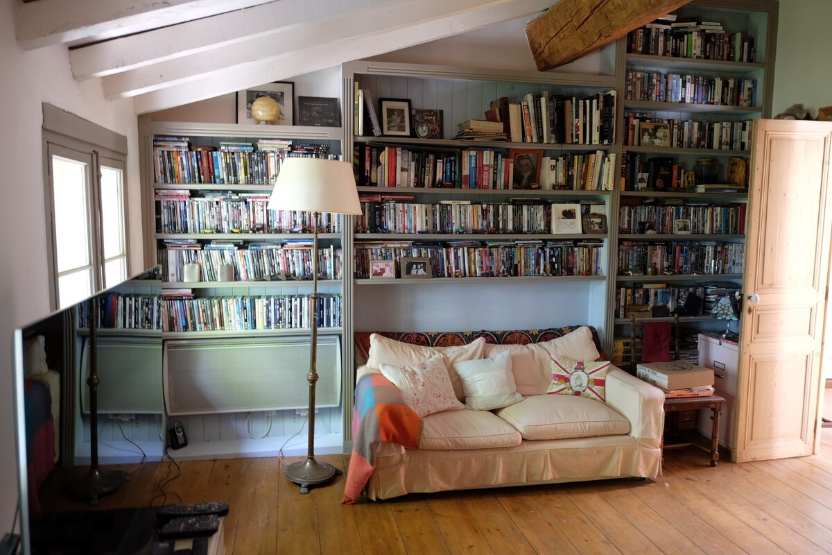 Erfolgreiche Airbnb-Immobilie: Stunning  4 bedroom house 7min from the sea in Pyrénées Orientales