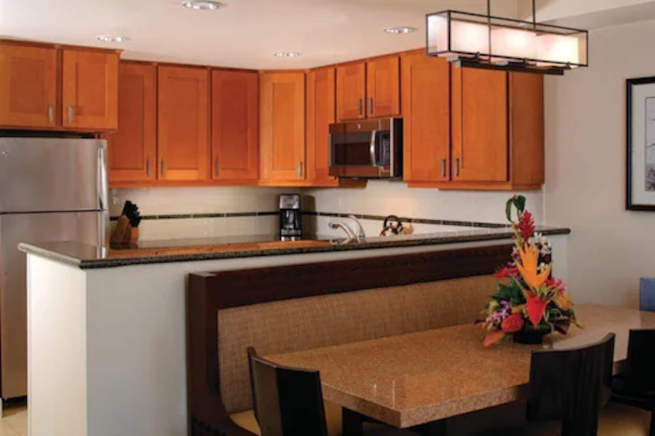 Condo in Koloa · ★5.0 · 2 bedrooms · 4 beds · 2 private baths - Image 5