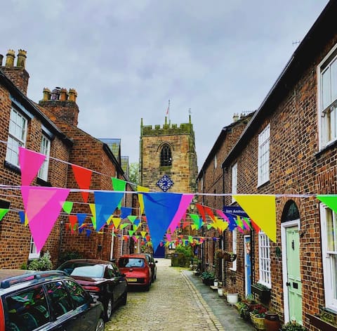 Top Airbnb: Quaint 2 bedroom cottage in beautiful village in Chorley
