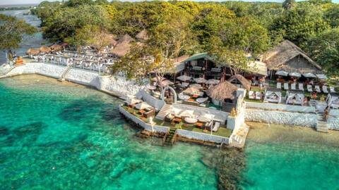 Plenty Queen room Amazing view Rosario Islands