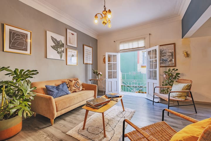 Beautiful-vintage apartment front Parque Mexico