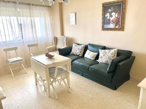 Top performing Airbnb: Entire accommodation 2nd line from the beach in Rota