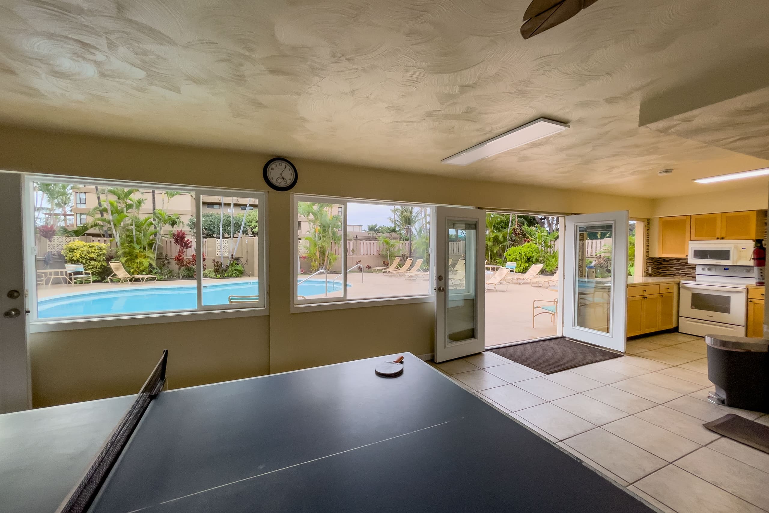 Condo in Lahaina · ★5.0 · 1 bedroom · 2 beds · 1 bath - Image 27
