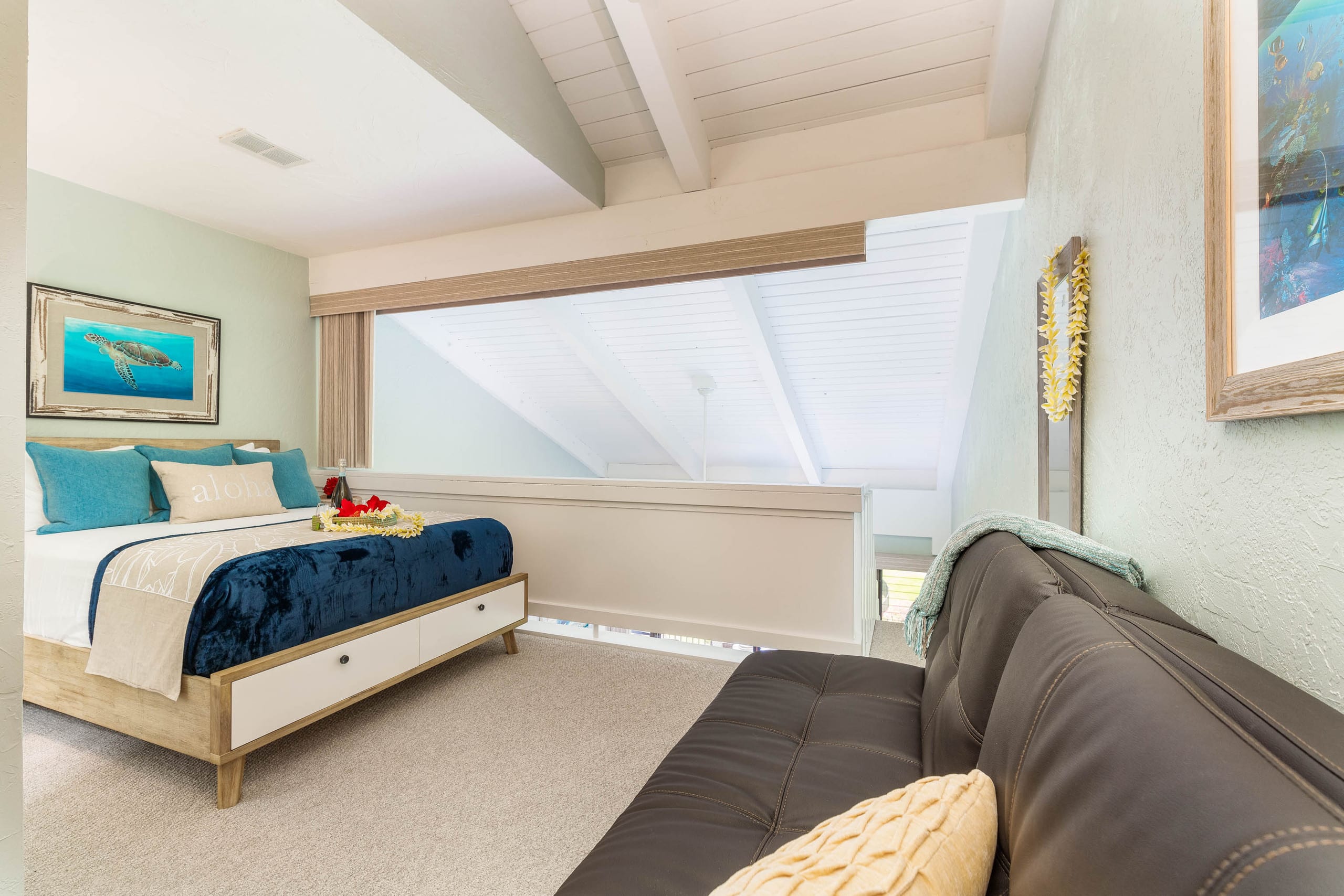 Condo in Lahaina · ★4.9 · 2 bedrooms · 3 beds · 2 baths - Image 21