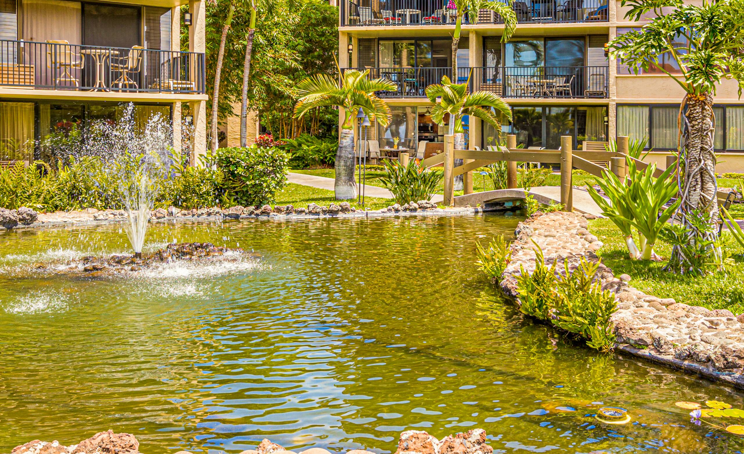 Condo in Lahaina · ★4.9 · 2 bedrooms · 3 beds · 2 baths - Image 35