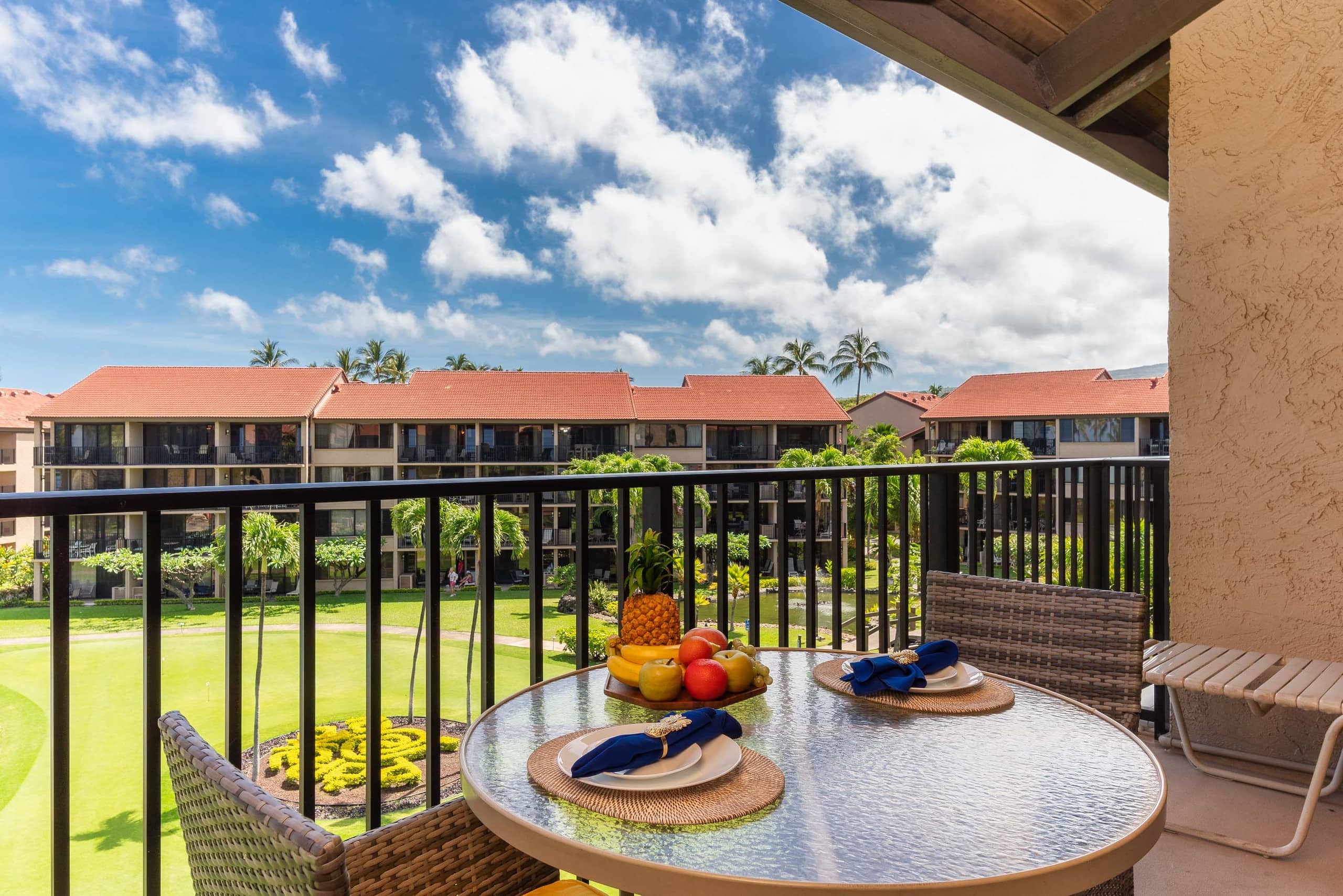 Condo in Lahaina · ★4.9 · 2 bedrooms · 3 beds · 2 baths - Image 31