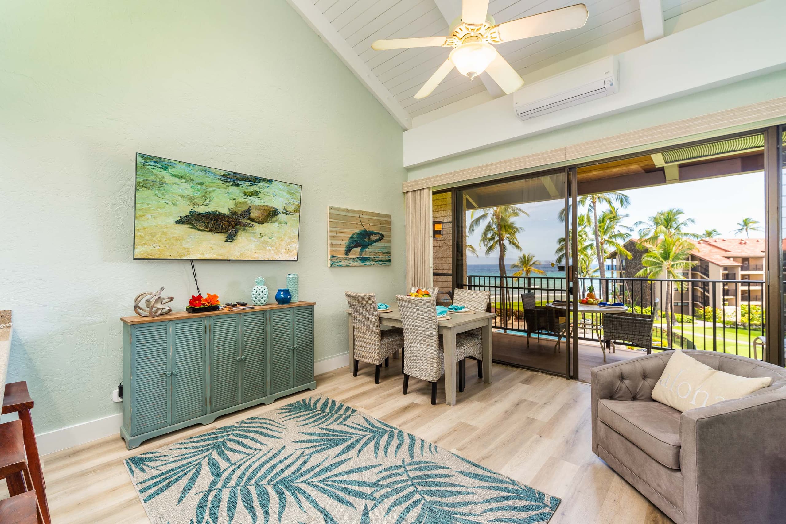 Condo in Lahaina · ★4.9 · 2 bedrooms · 3 beds · 2 baths - Image 4