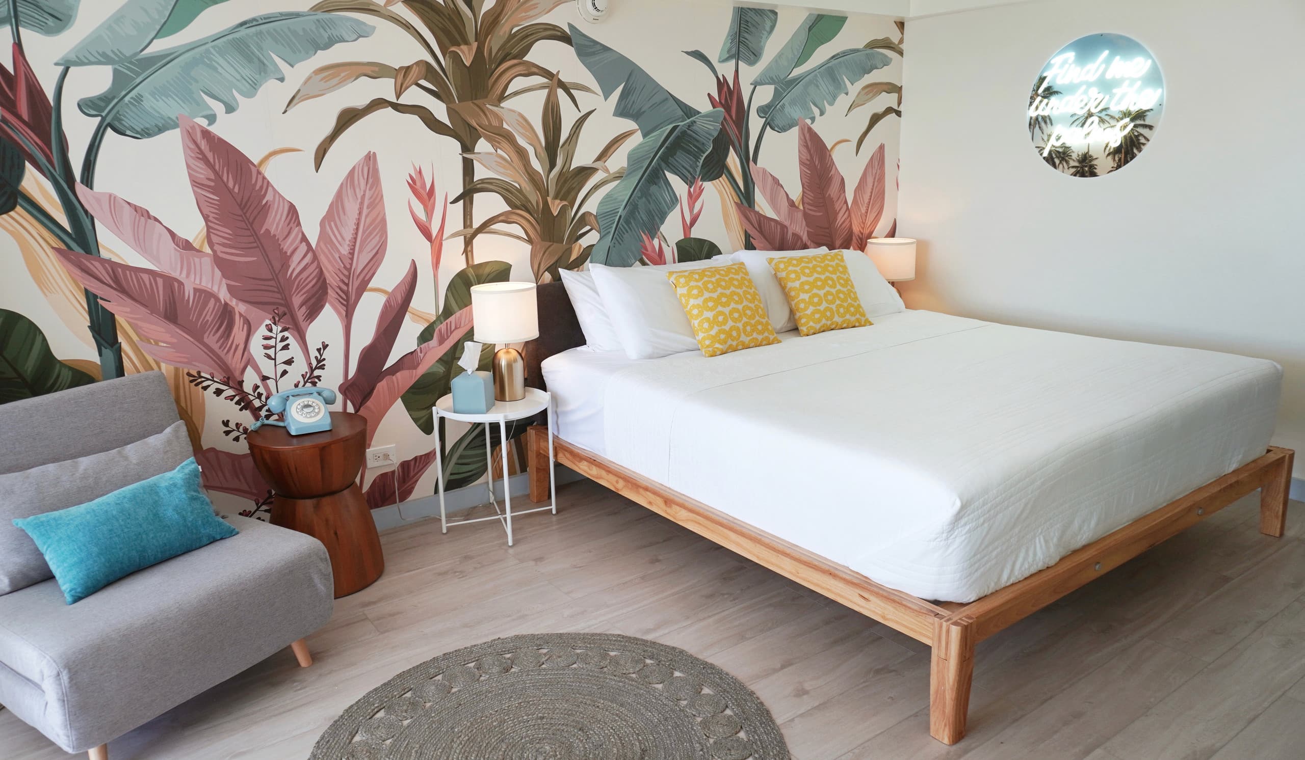 Condo in Honolulu · ★4.94 · Studio · 2 beds · 1 private bath - Image 46