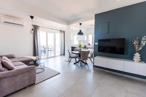 2 Bedroom Suite Rising Sun