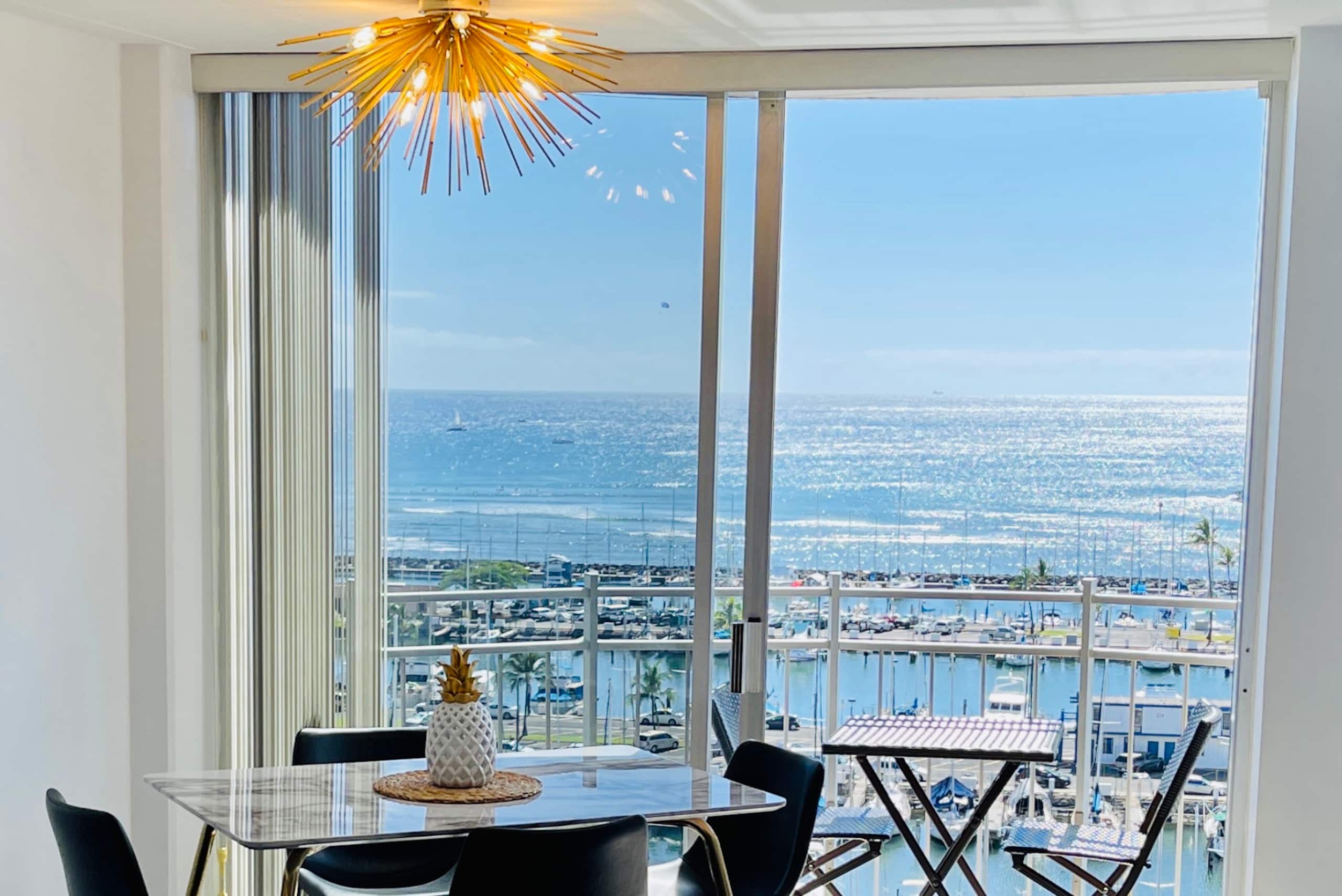 Condo in Honolulu · ★4.9 · 1 bedroom · 2 beds · 1 bath - Image 1