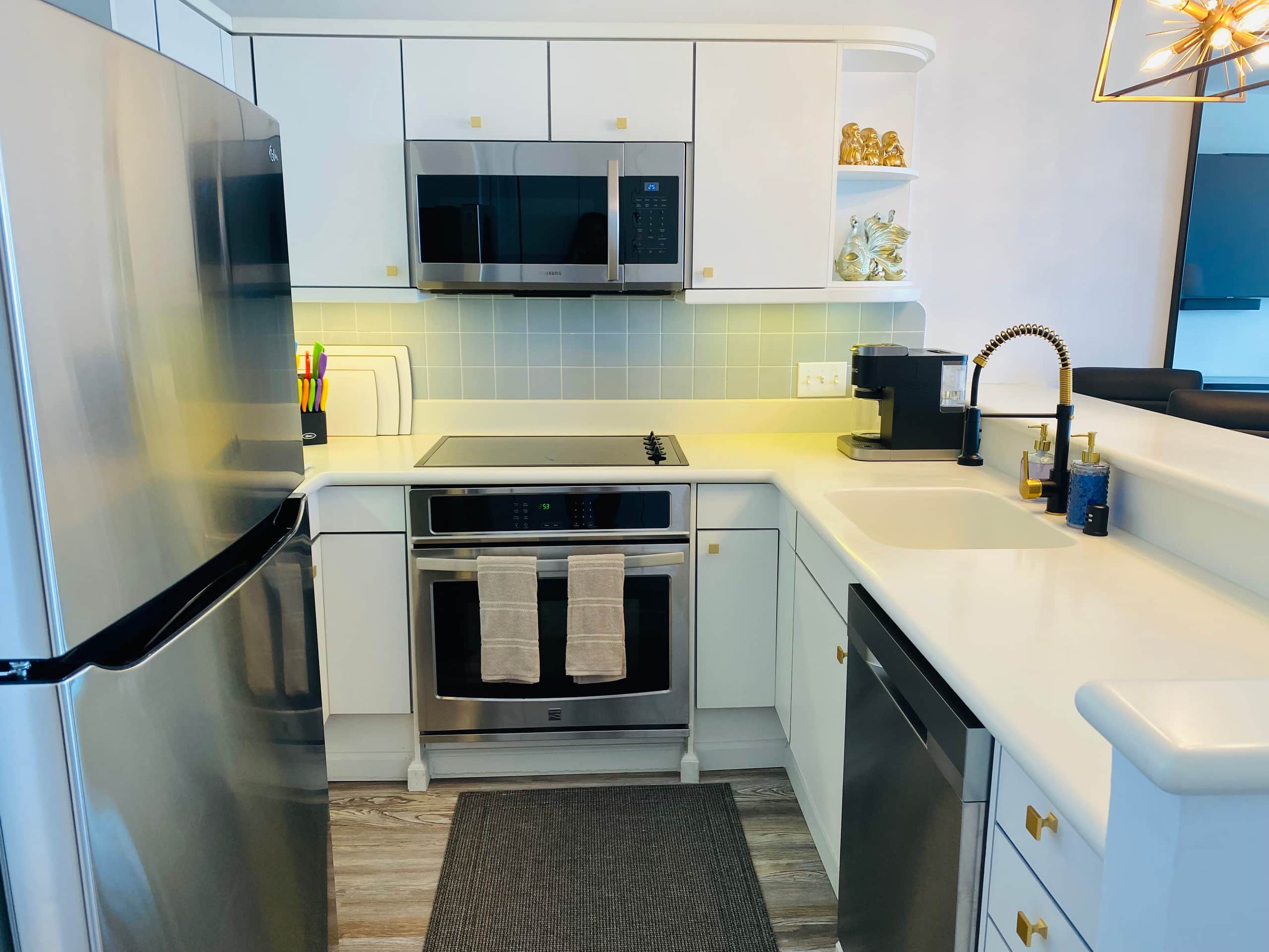 Condo in Honolulu · ★4.9 · 1 bedroom · 2 beds · 1 bath - Image 10