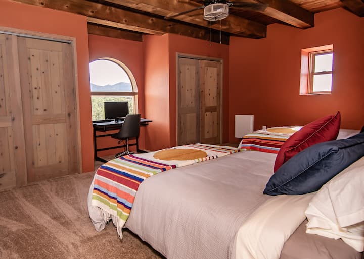 Двокреветна соба на вториот кат.