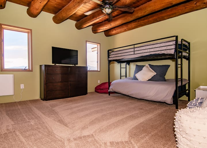 Соба на спрат.