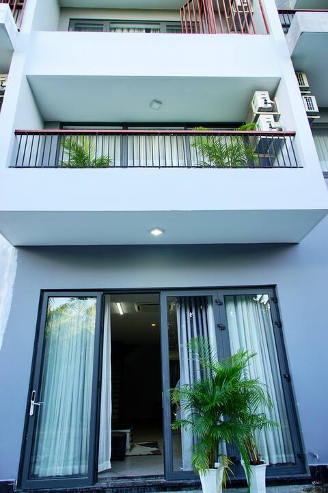 8BR beach townhouse Truong Quoc shared pool