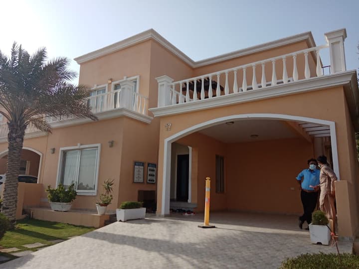 Bahria Town Karachi Ferienwohnungen & Unterkünfte Bahria Town Karachi