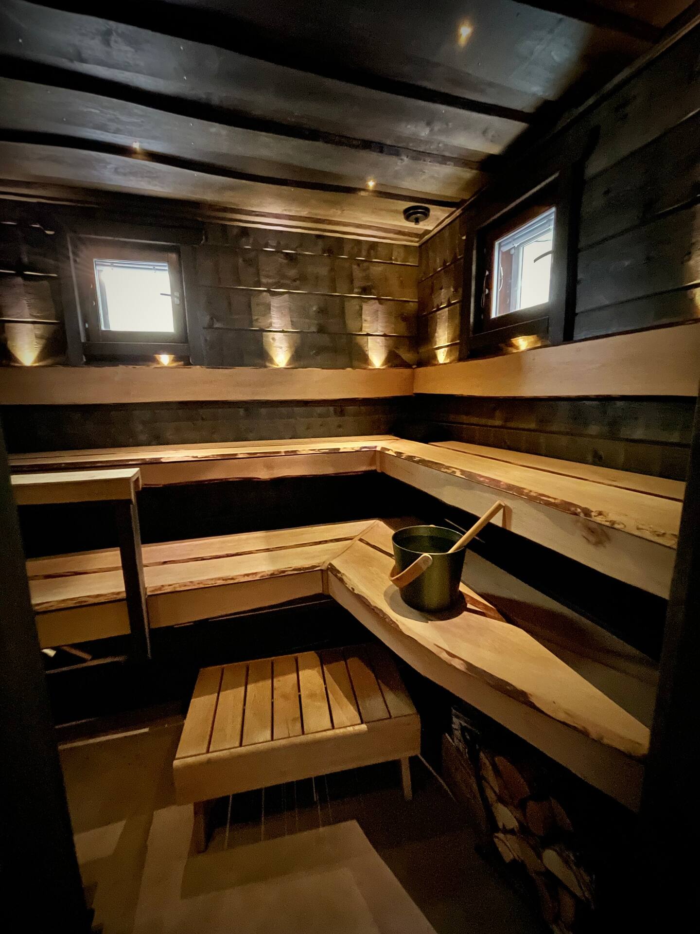 Cottage With Sauna, Patio With Barbecue & Jacuzzi 2