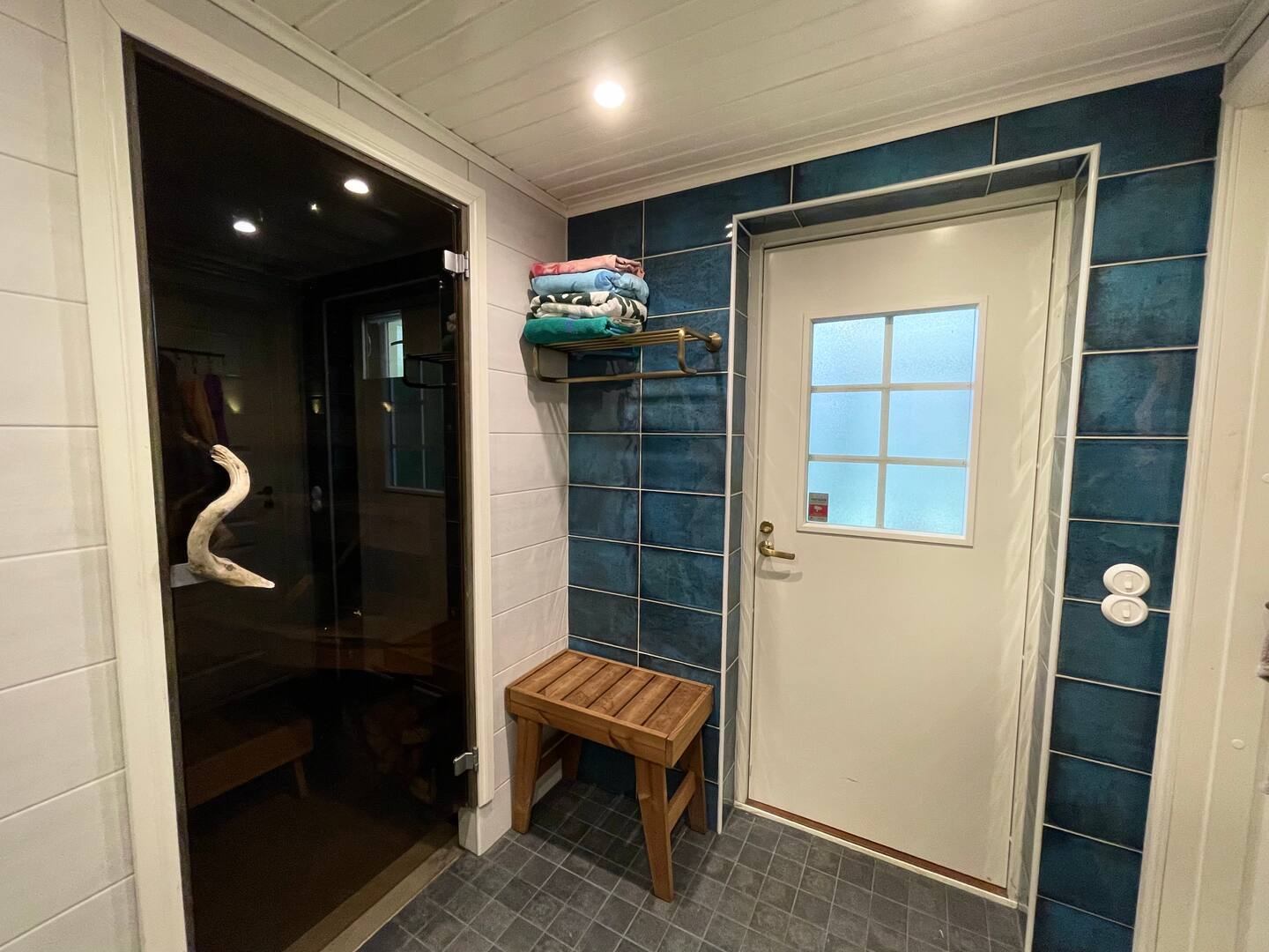 Cottage With Sauna, Patio With Barbecue & Jacuzzi 4