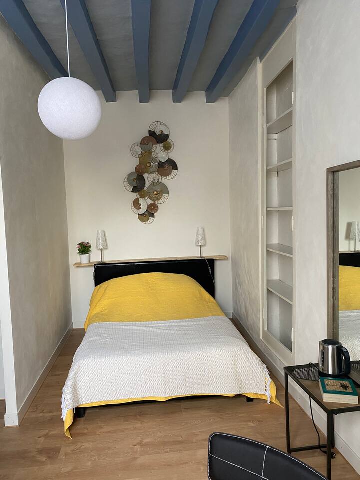 Agréable Chambre D'hôtes En Plein Cœur De Ville - Loches