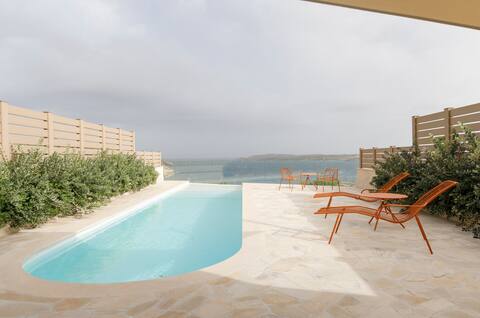 Luxurious Gozo Apartment with Private Pool for 2