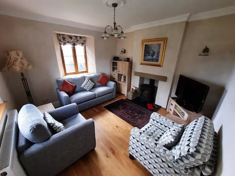 Top performing Airbnb: Delightful former school cottage near Bridgnorth in Shropshire