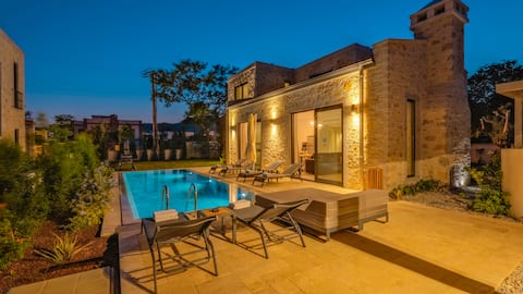 Accessible Elegance: Nature, Culture & Service