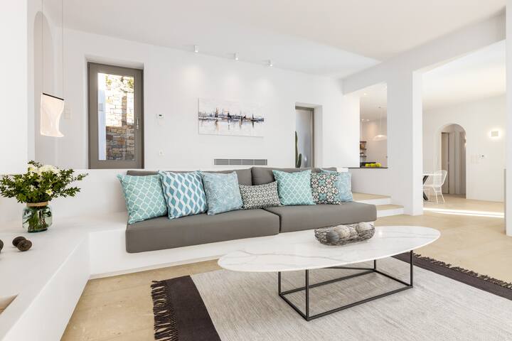 Eneos Villa #1 Pool & Sea View, Paros gallery image 2