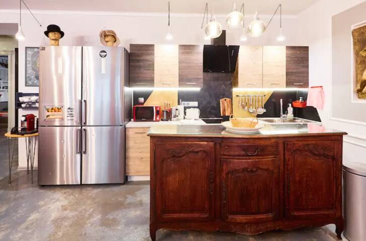 Central Chic&Rock Apartment in Riga gallery image 4