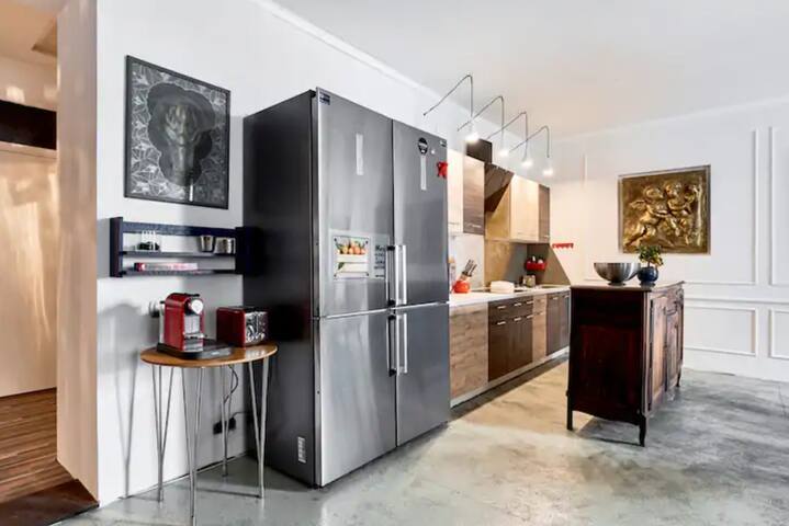 Central Chic&Rock Apartment in Riga gallery image 3