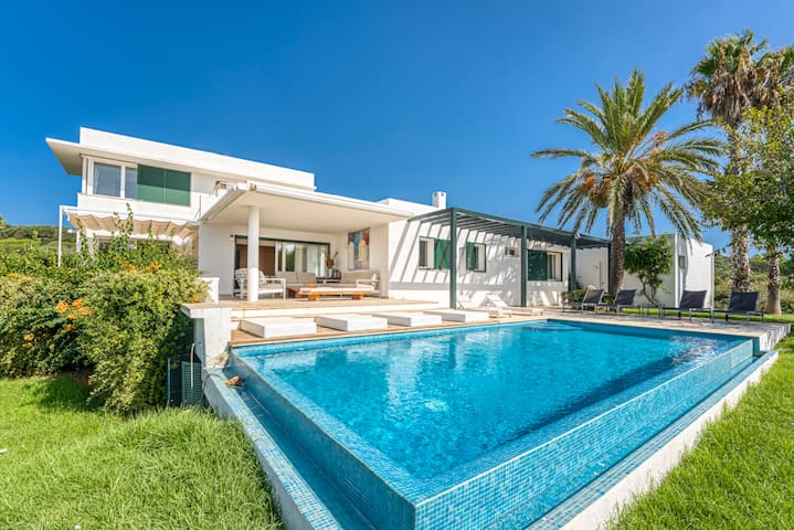 Villa with sea views, Cap d´en Font, Menorca