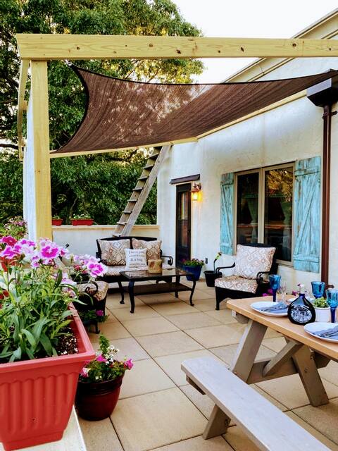 Rooftop Garden Luxury Suite/Mediterranean/ Ozarks