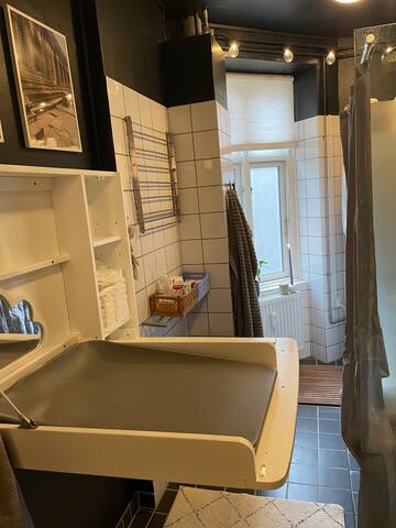 Family friendly apartment with a perfect location gallery image 5