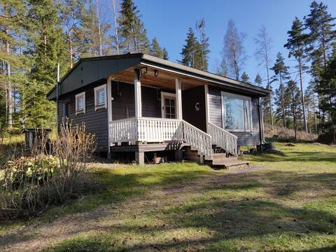 Bergkulla - Cottage by the sea