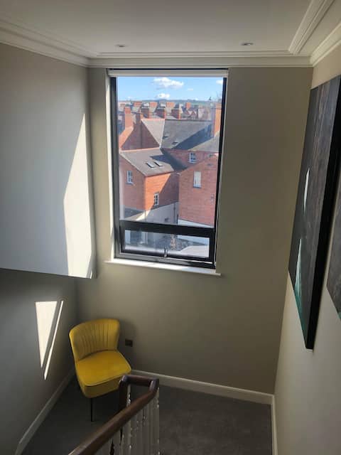 Lovely 1 bedroom loft studio apartment