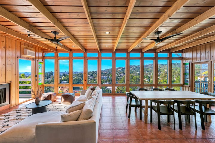 LA Luxe w/View Spacious &Stylish