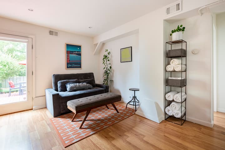 Midtown Terrace Garden Suite - San Francisco, CA