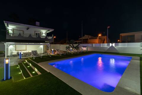 DREAM HOUSE