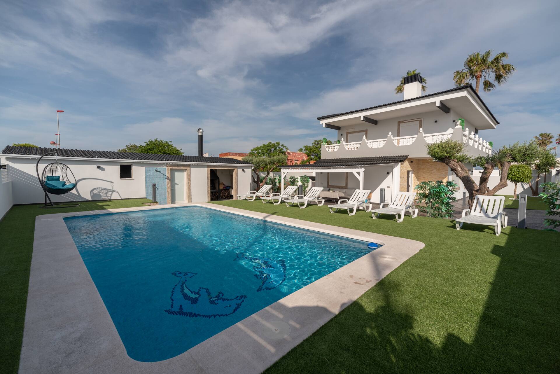 DREAM HOUSE — photo 2