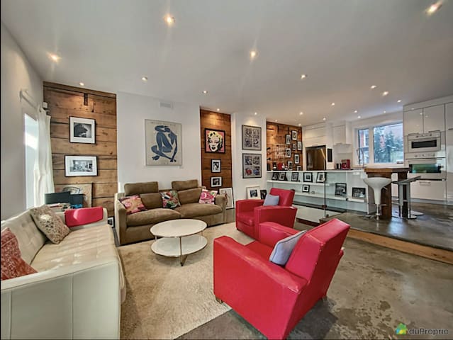 Spacieuse maison de ville Plateau Mont-Royal.