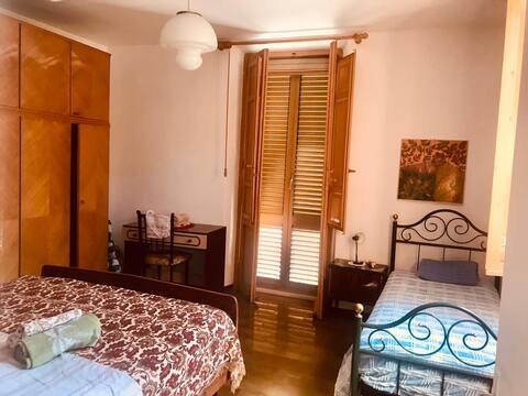 Vintage flat in Pescara just 2 Km from the beach!