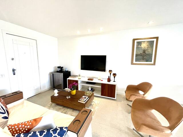 Leblon with Private Pool Penthouse gallery image 5