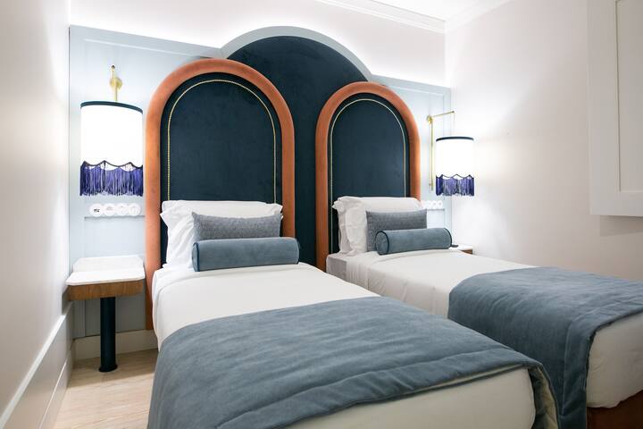 *The Lift Apartment – Luxury Residence Downtown* gallery image 3